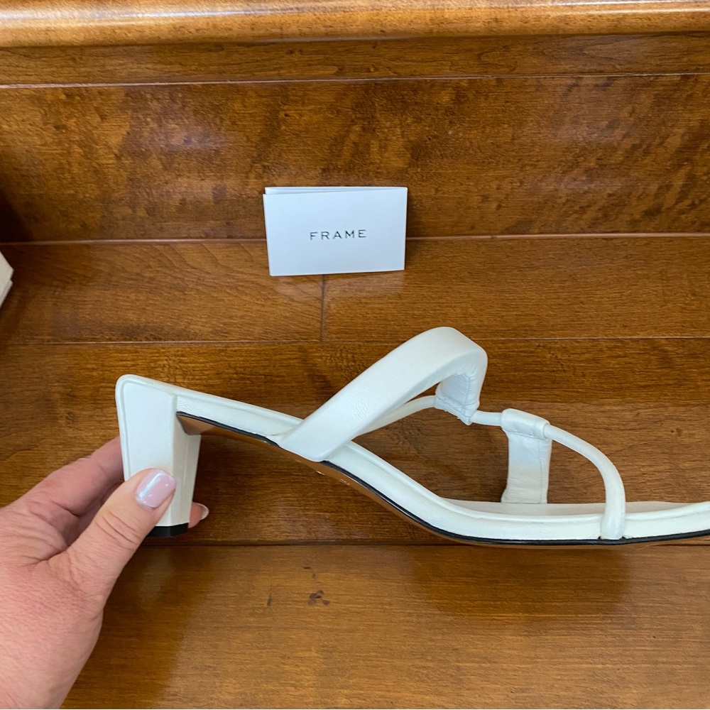 Frame Le Gracie Leather Padded Sandals - Picture 9 of 10